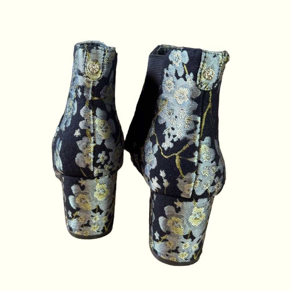 Anne Klein Gorgia Fabric Floral Ankle Booties EUC - Picture 7 of 13